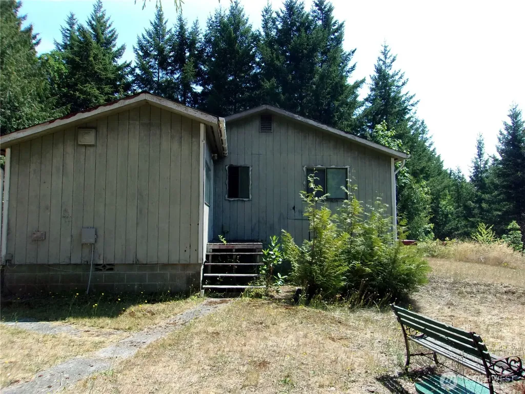 371 Green Mountain Lane Brinnon WA 98320