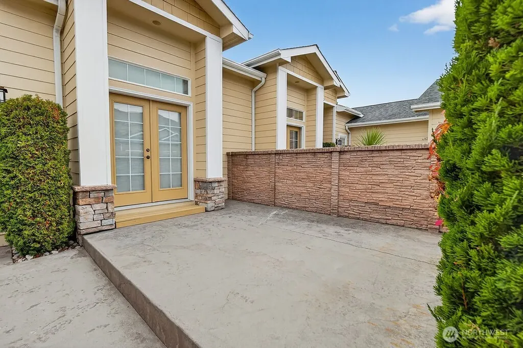 1845 Maple Street Wenatchee WA 98801