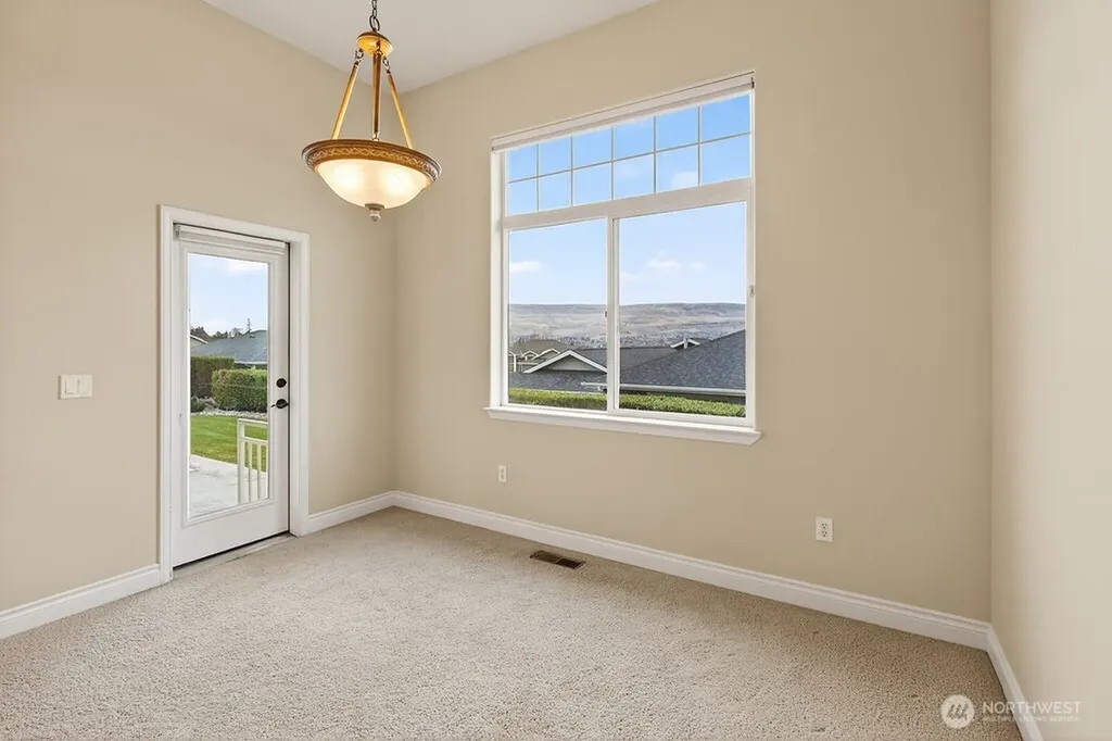 1845 Maple Street Wenatchee WA 98801