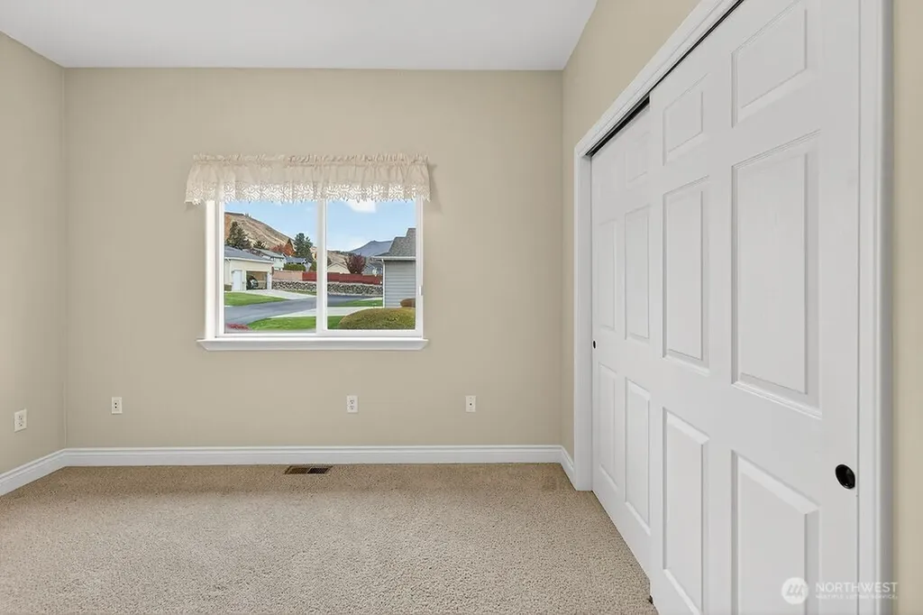 1845 Maple Street Wenatchee WA 98801