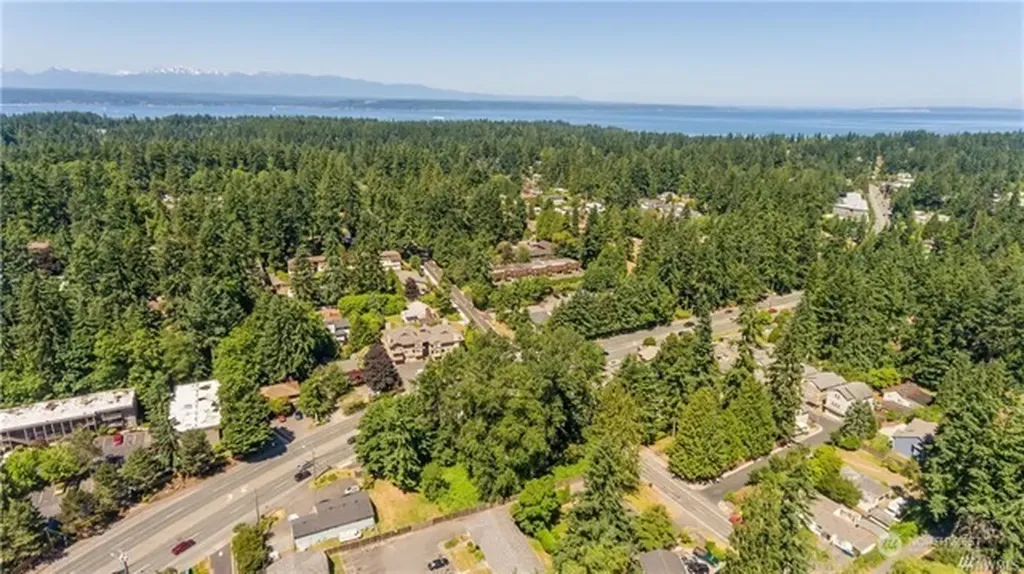 23601 Edmonds Way Edmonds WA 98020