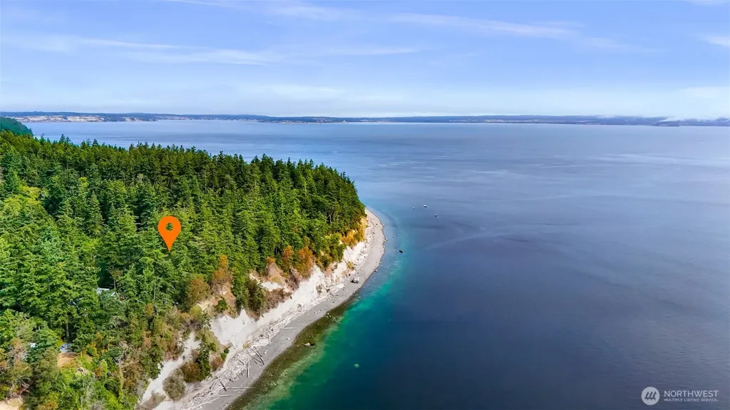 179 Harrington Road Coupeville WA 98239