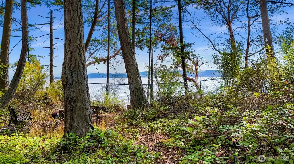 179 Harrington Road Coupeville WA 98239