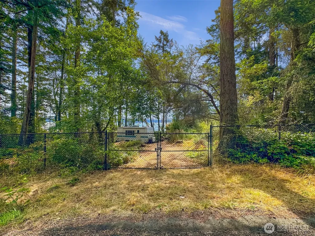 179 Harrington Road Coupeville WA 98239
