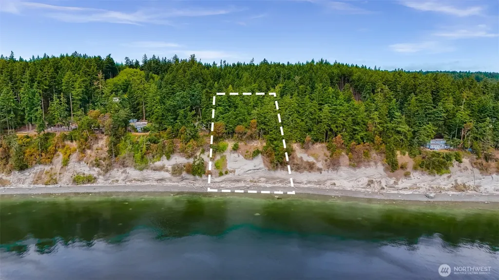 179 Harrington Road Coupeville WA 98239