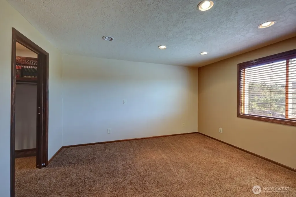 30715 G Street Ocean Park WA 98640