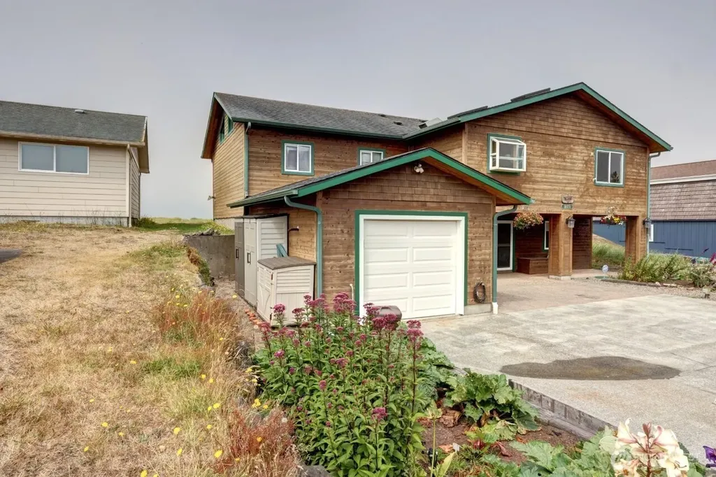 30715 G Street Ocean Park WA 98640