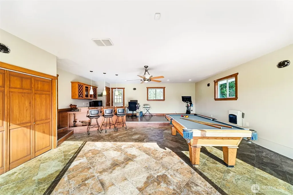 23420 SE 448th Street Enumclaw WA 98022