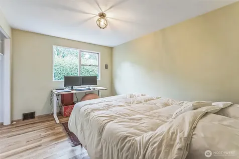 11521 Corliss Avenue N Seattle WA 98133