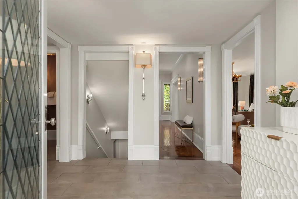 718 E Aloha Street Seattle WA 98102