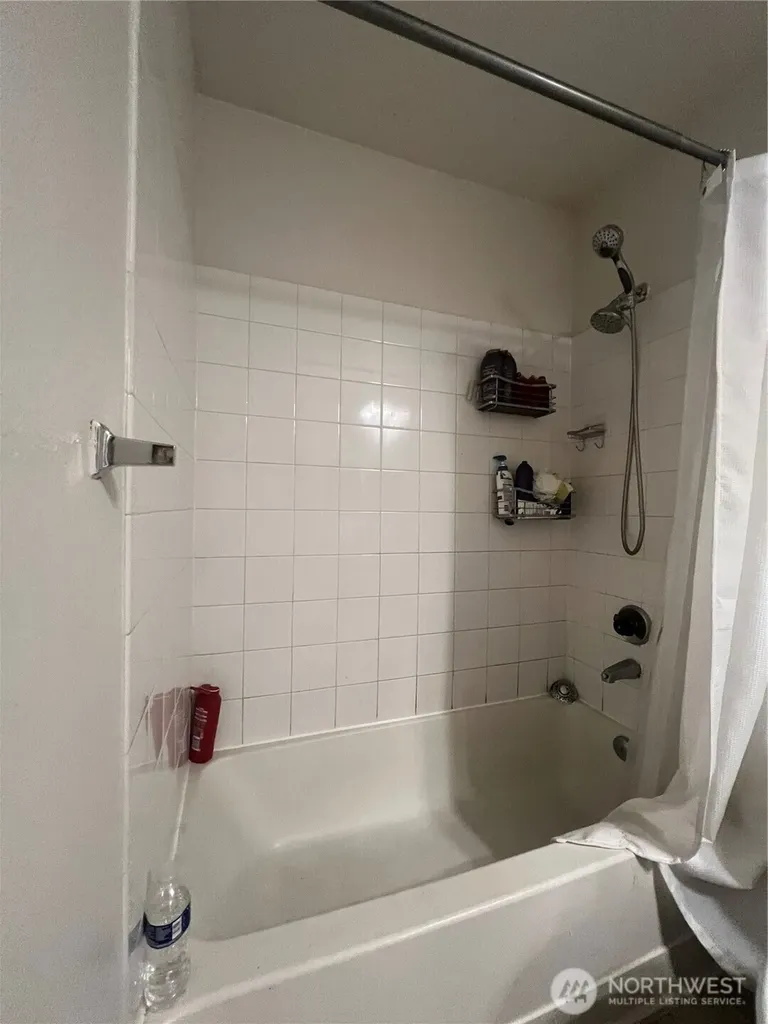 31500 33rd Place SW Federal Way WA 98023