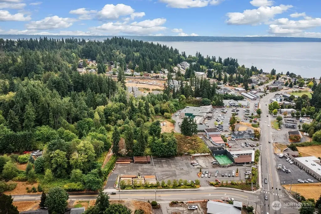 26516 Lindvog Rd N E Kingston WA 98346