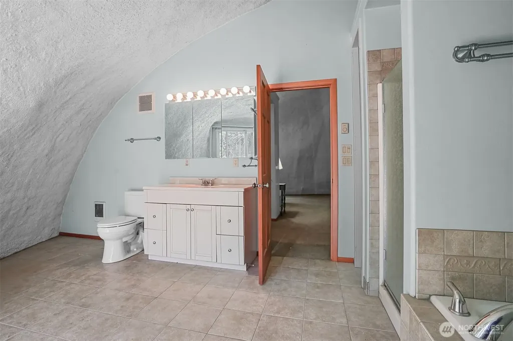 14831 Rainier View Drive SE Yelm WA 98597