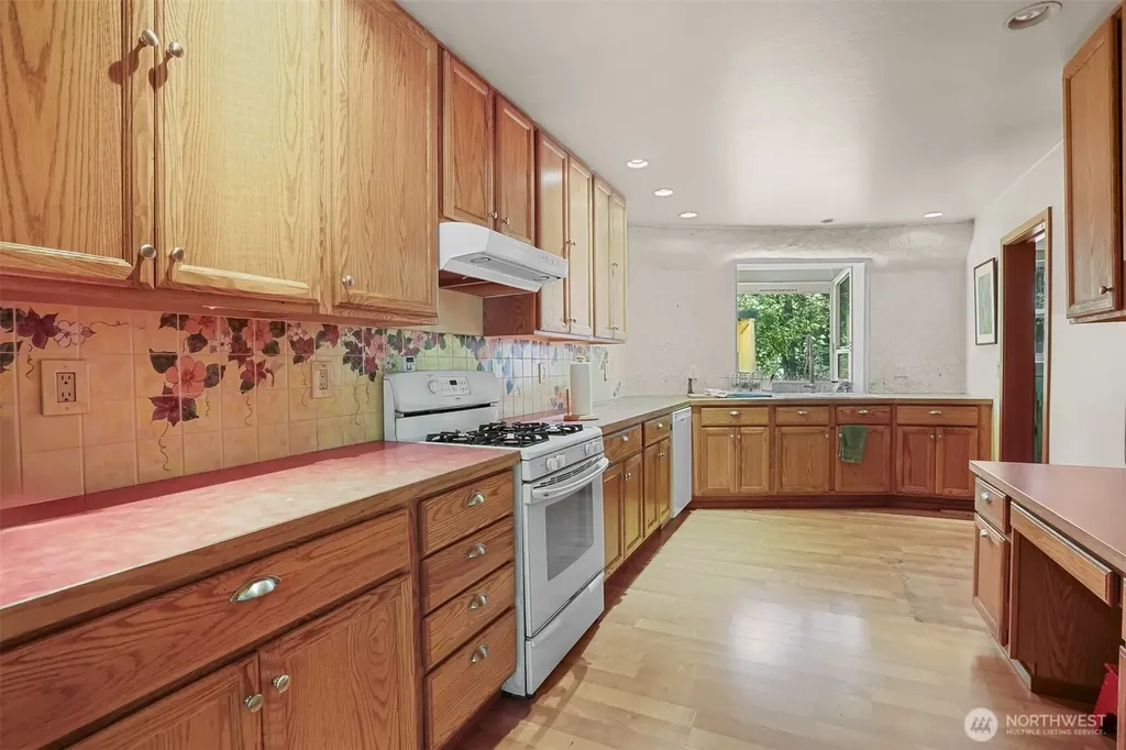 14831 Rainier View Drive SE Yelm WA 98597