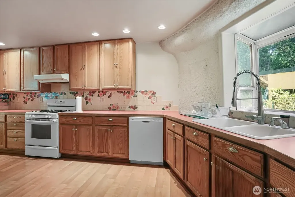 14831 Rainier View Drive SE Yelm WA 98597
