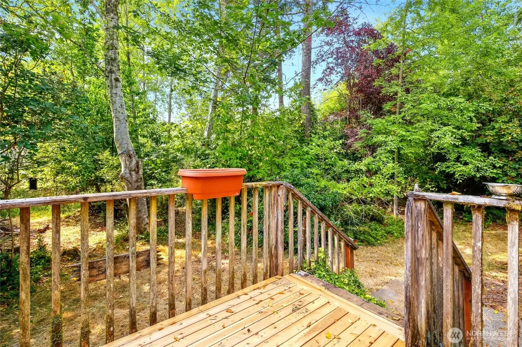 80 E Skookum Drive Shelton WA 98584