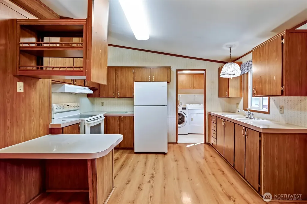 80 E Skookum Drive Shelton WA 98584