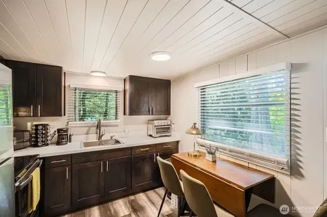 23800 SE Tiger Mountain Road Issaquah WA 98027