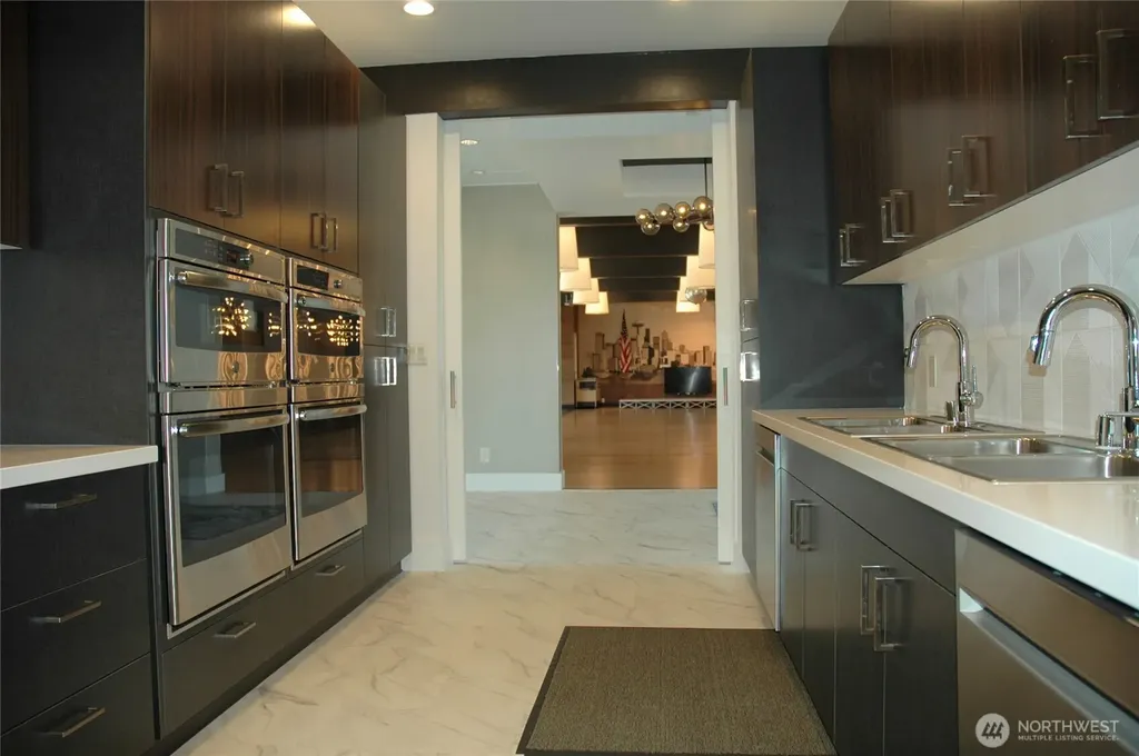 18117 32nd Avenue S Seatac WA 98188