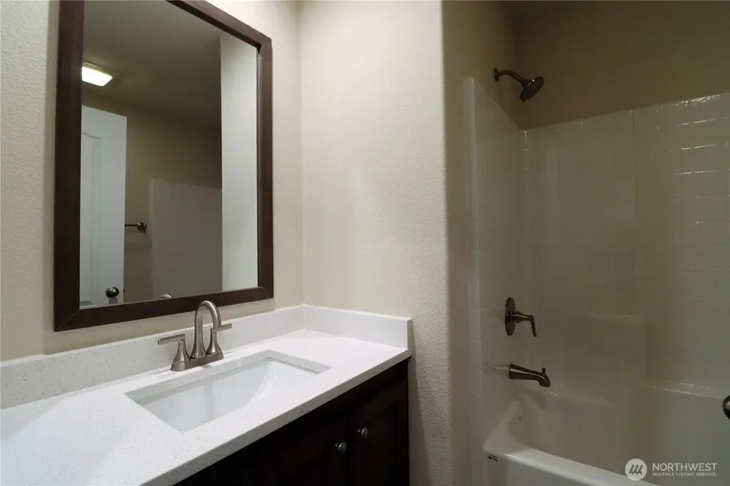 3439 S 181st Place Seatac WA 98188