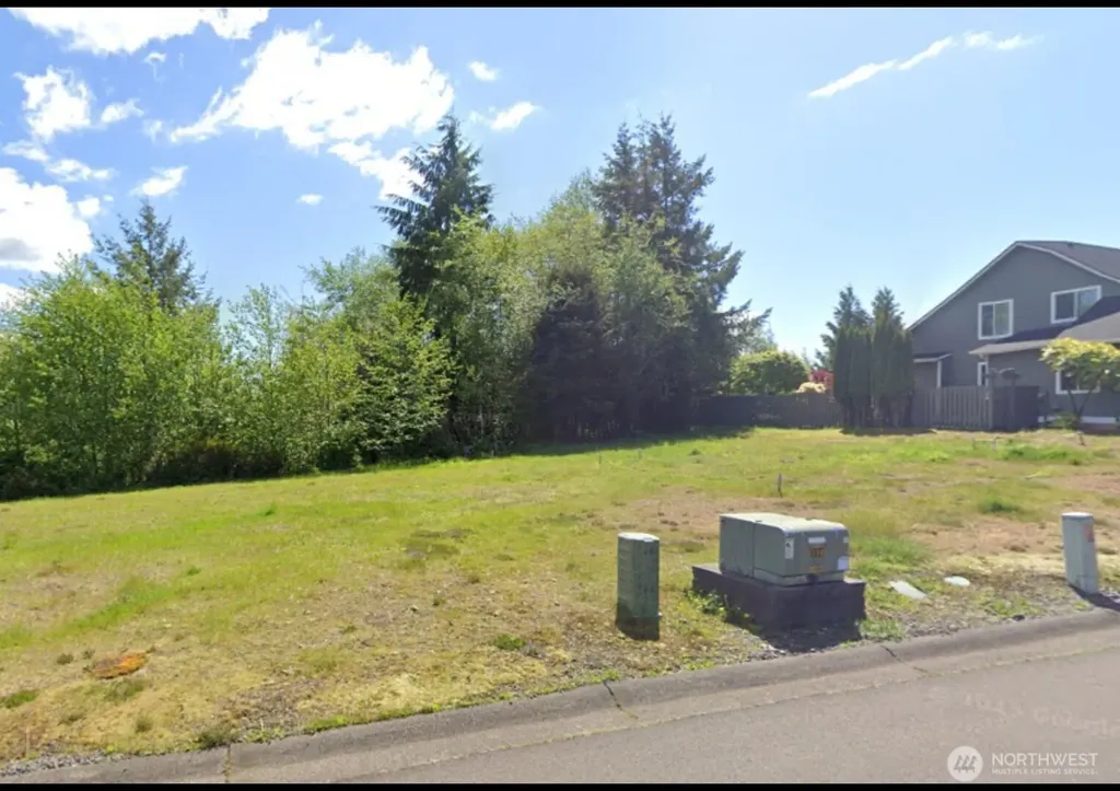 1412 Grays Pointe Lane Aberdeen WA 98520