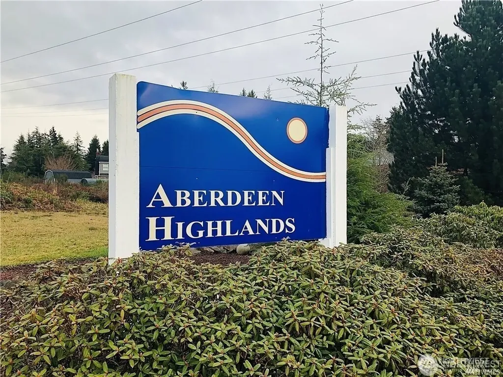 1412 Grays Pointe Lane Aberdeen WA 98520
