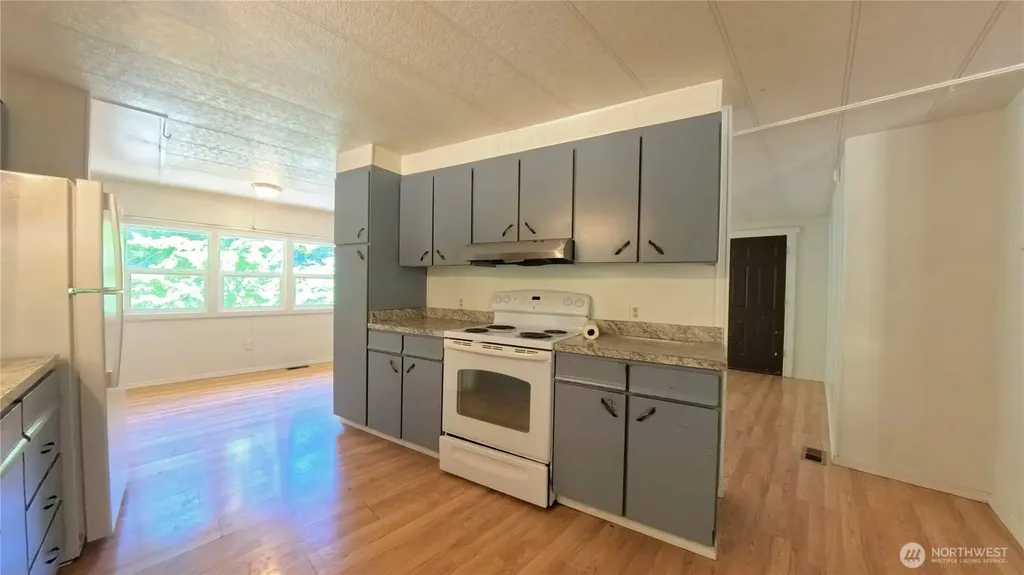 650 N Lake Cushman Road Hoodsport WA 98548