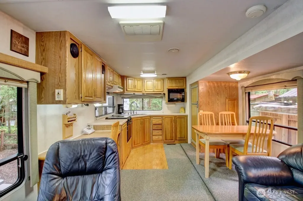 25 Goldrush Road Deming WA 98244