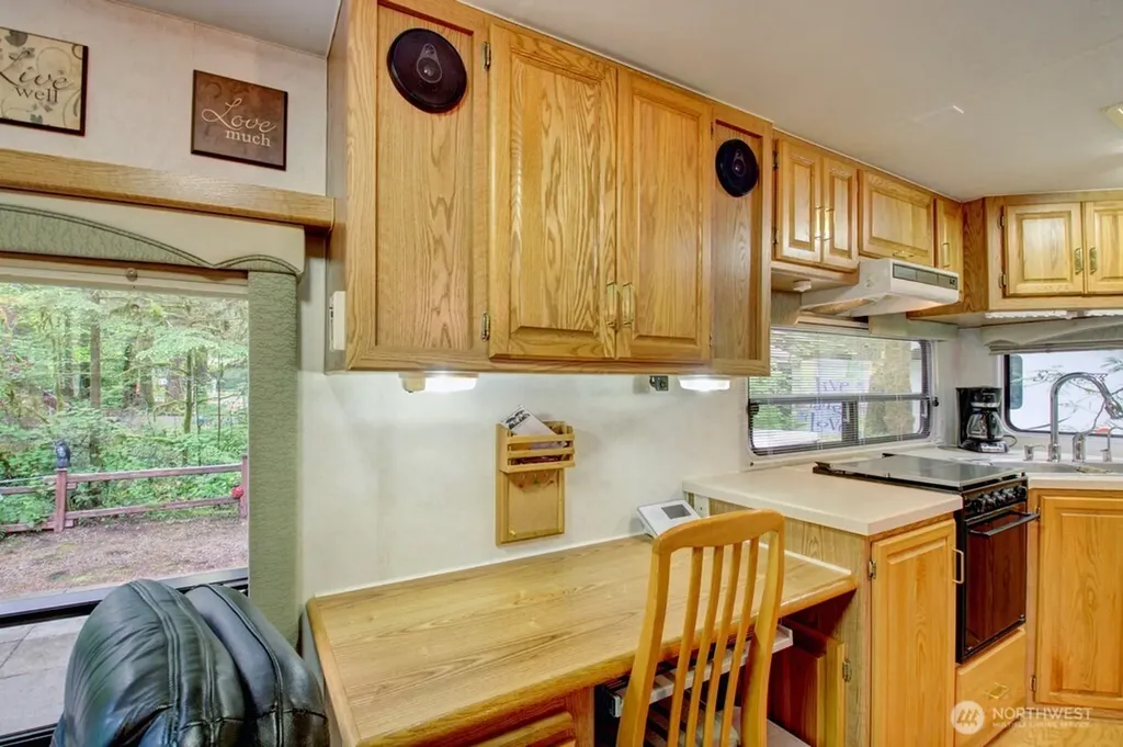 25 Goldrush Road Deming WA 98244