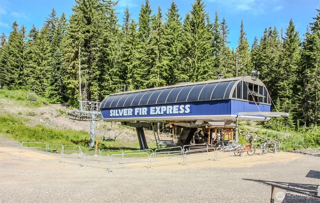 16 Ober Straase Snoqualmie Pass WA 98068