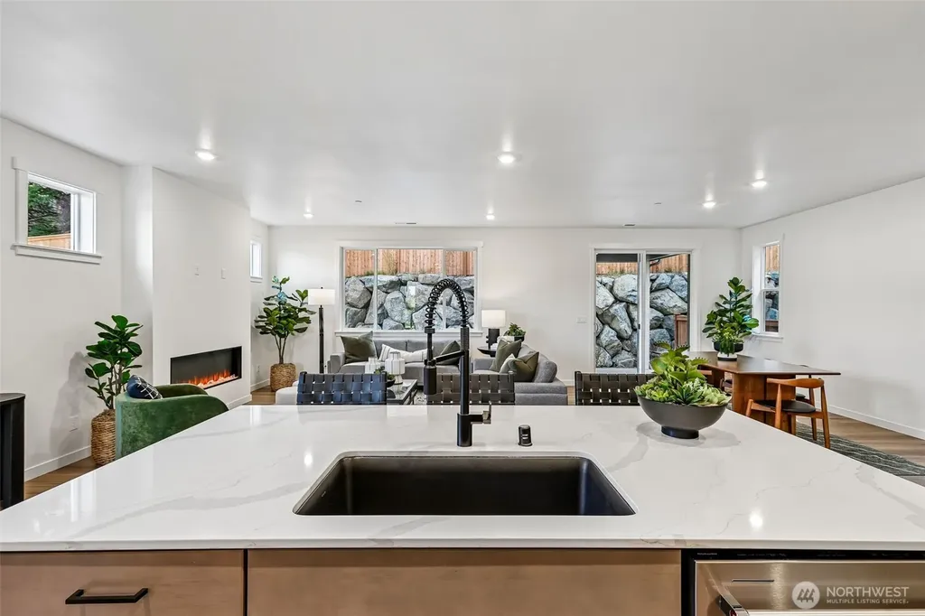 24319 13th Avenue SE Bothell WA 98021