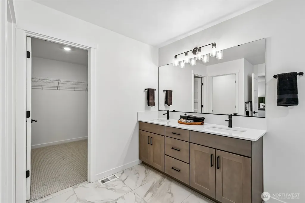 24319 13th Avenue SE Bothell WA 98021