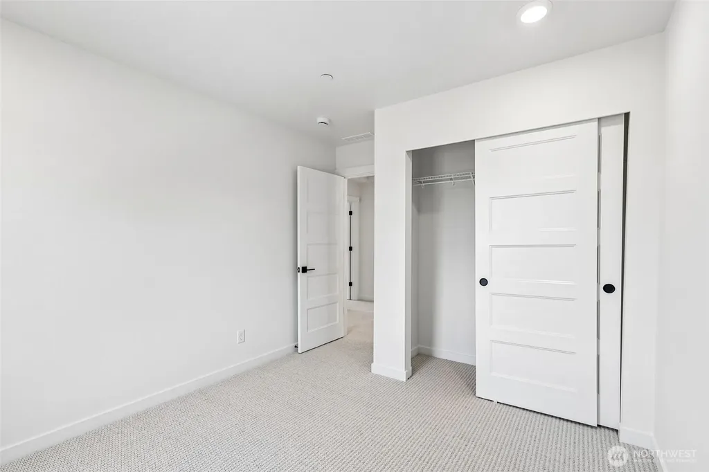 24319 13th Avenue SE Bothell WA 98021