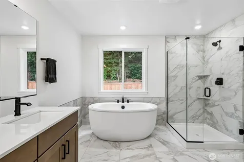 24319 13th Avenue SE Bothell WA 98021