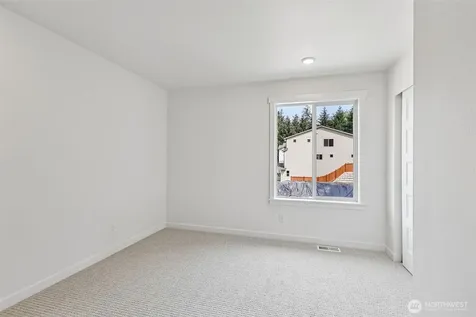 24319 13th Avenue SE Bothell WA 98021