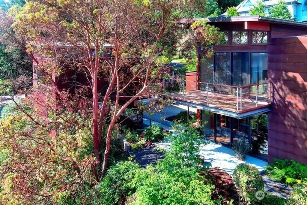 630 Harrison Street Friday Harbor WA 98250