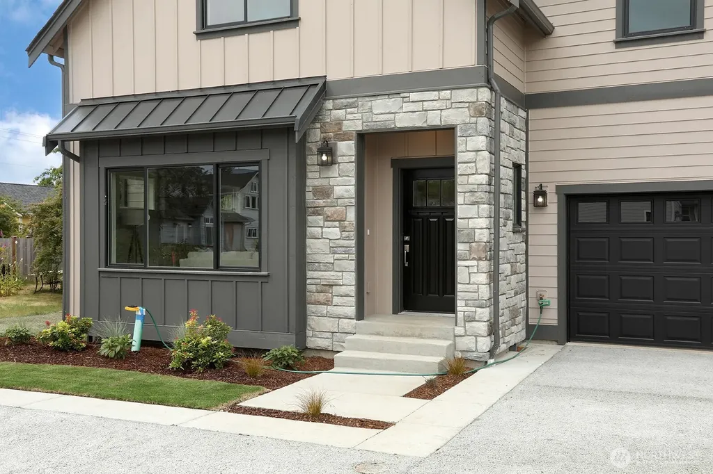 683 3rd Street Langley WA 98260
