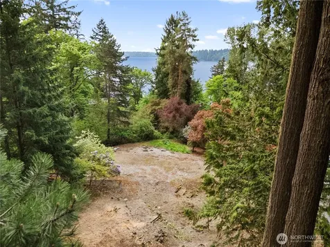 4150 Boulevard Place Mercer Island WA 98040