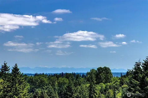 10722 Lake City Way NE Seattle WA 98125