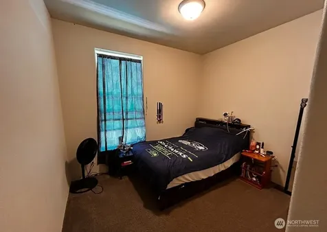1720 Maple Lane Kent WA 98031