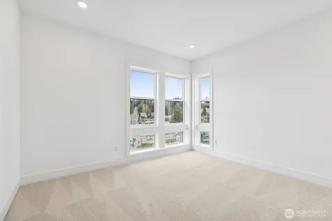 18805 99th Court NE Bothell WA 98011