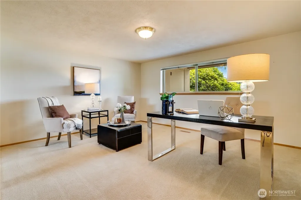 6638 Hilltop Lane Lakewood WA 98499