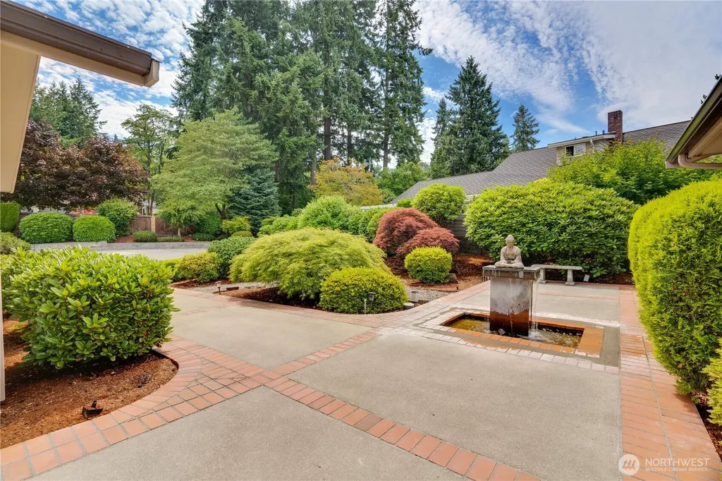 6638 Hilltop Lane Lakewood WA 98499