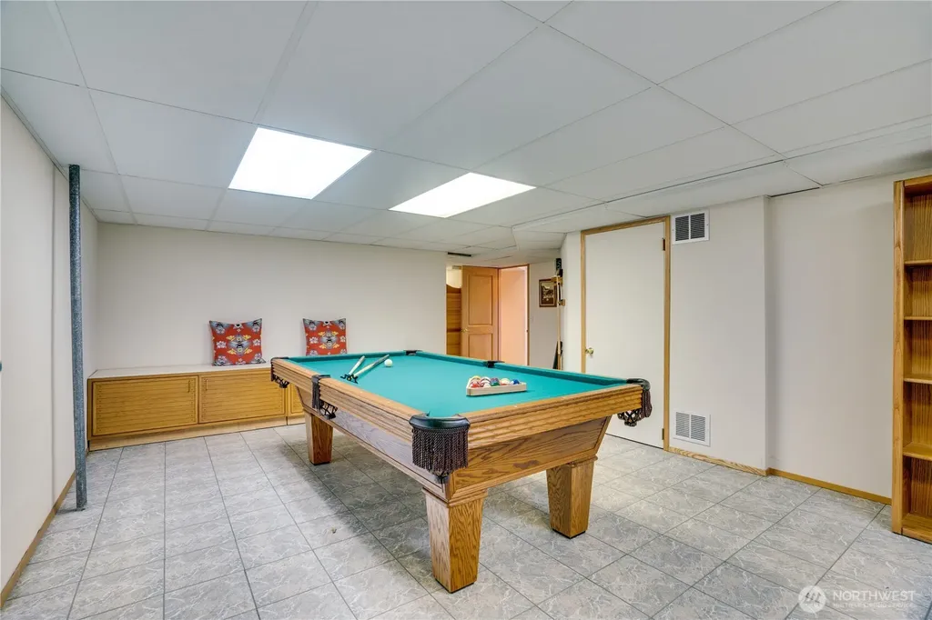 6638 Hilltop Lane Lakewood WA 98499