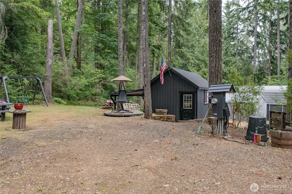 31 N Fawn Drive Hoodsport WA 98548