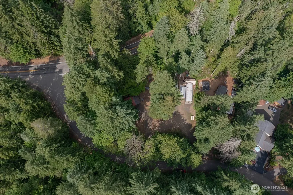 31 N Fawn Drive Hoodsport WA 98548