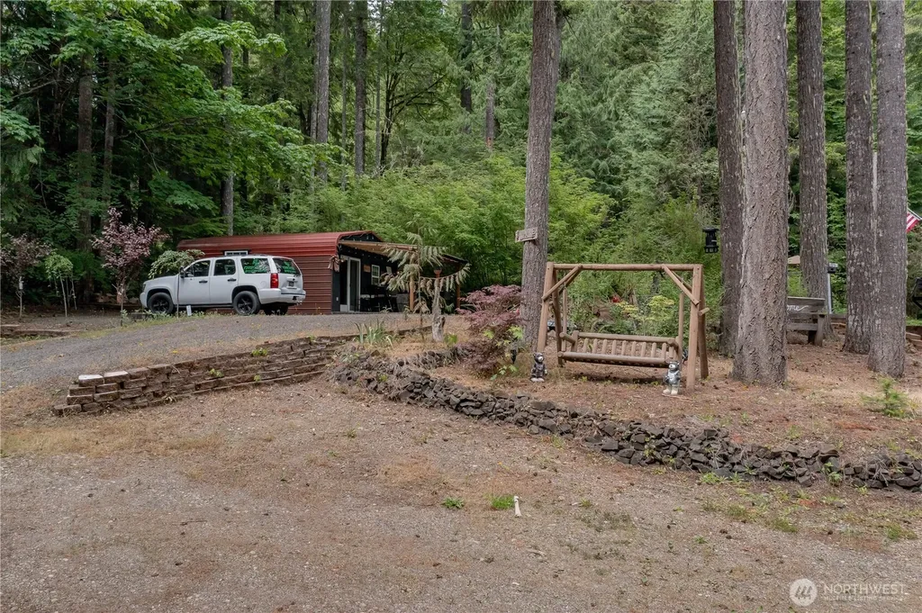 31 N Fawn Drive Hoodsport WA 98548