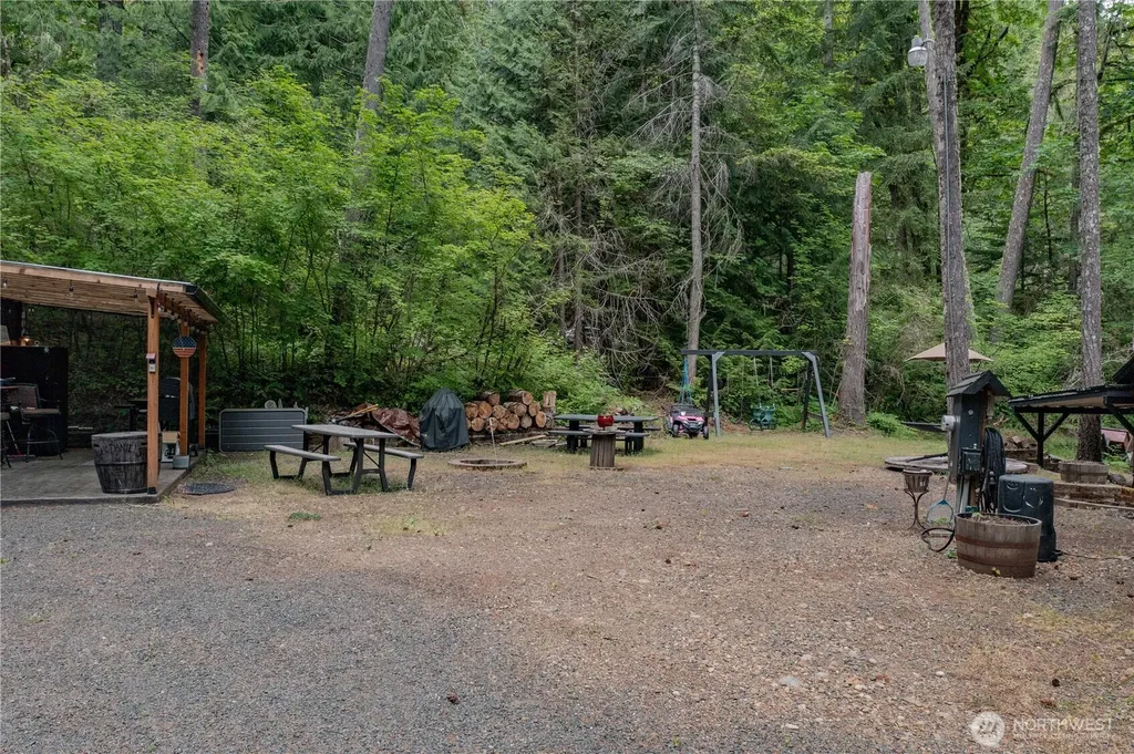 31 N Fawn Drive Hoodsport WA 98548