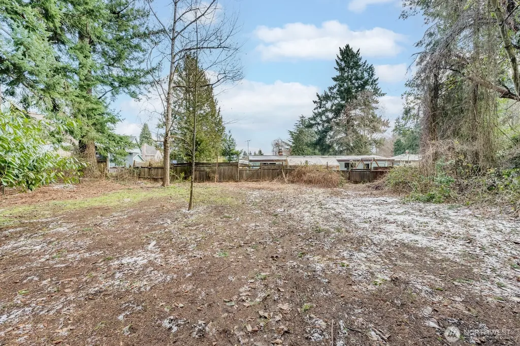 13020 1st Avenue NE Seattle WA 98125