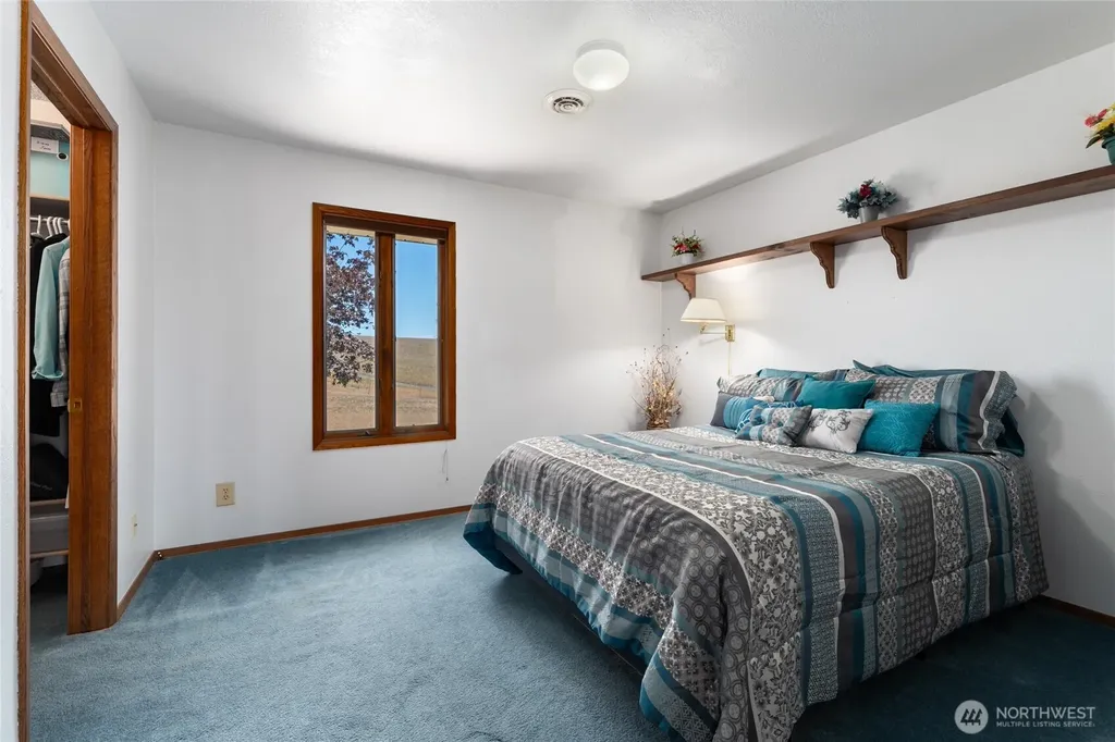 6397 Coyote Heights Road N Odessa WA 98159